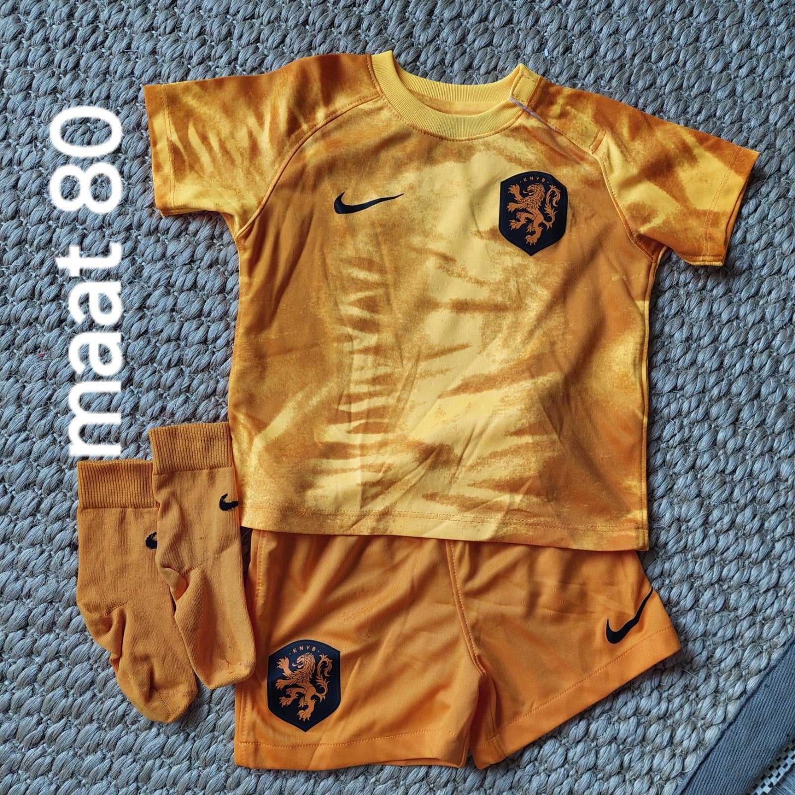 Oranje voetbal tenue Maat 80, Maat XS of kleiner, Ophalen of Verzenden, Zo goed als nieuw, Set