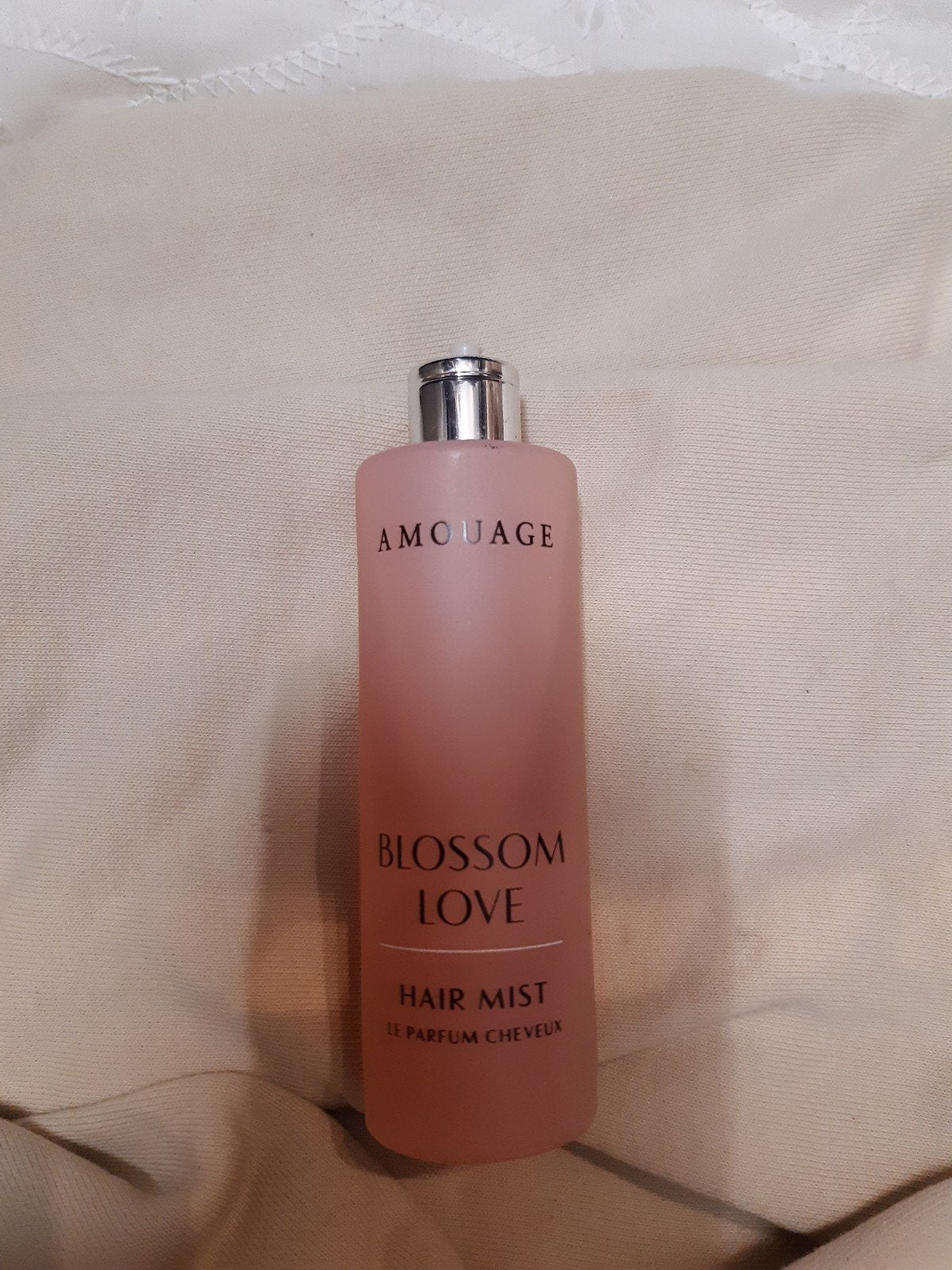 Amouage Blossom Love Hair Mist - Haarparfum, Ophalen of Verzenden, Nieuw, Overige typen