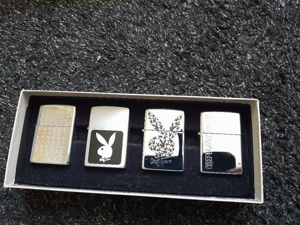 Unieke set Playboy zippo, Verzamelen, Rookartikelen, Aanstekers en Luciferdoosjes, Ophalen of Verzenden, Nieuw, Aansteker