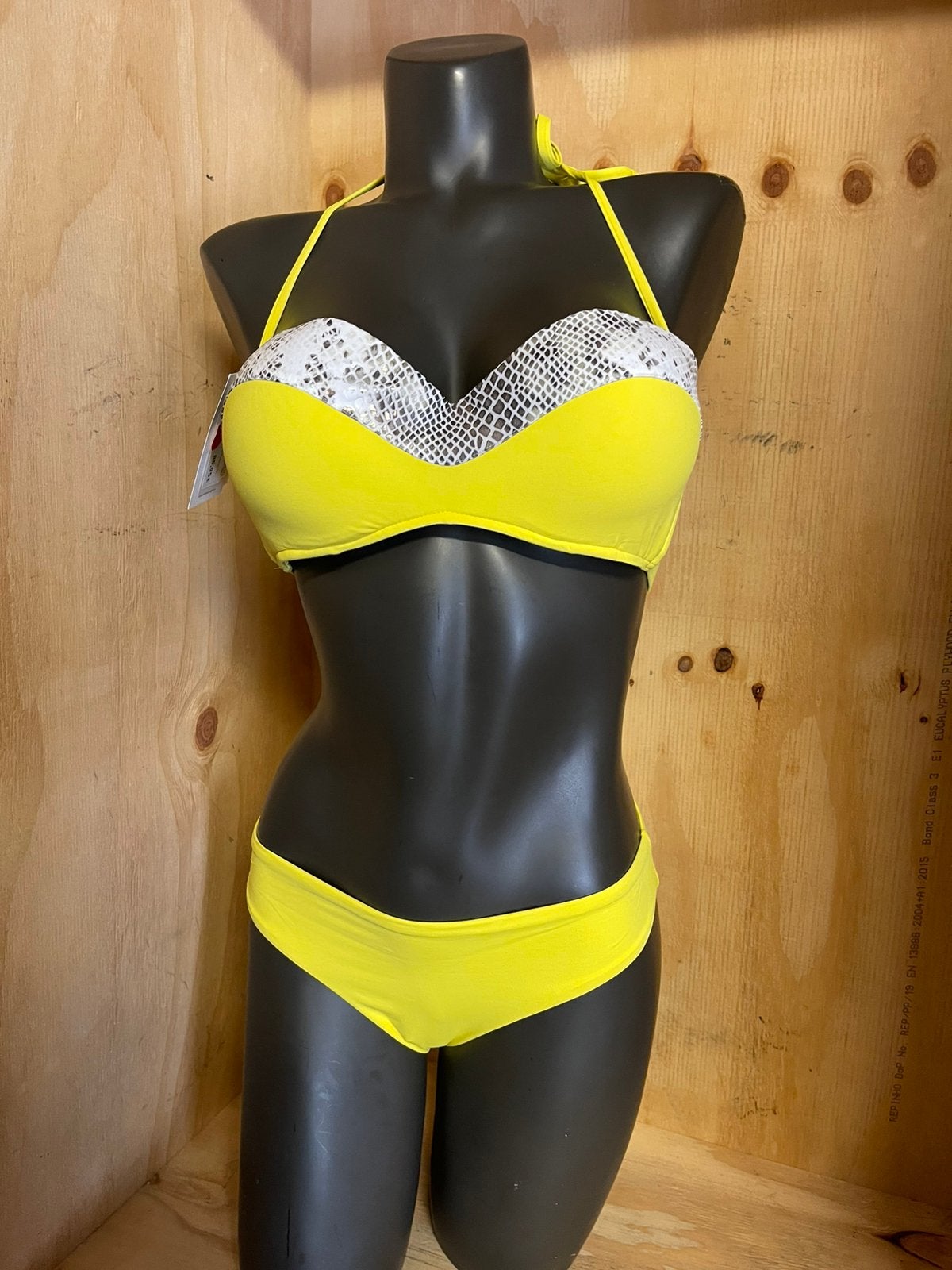 Valery   halter / strapless bikini maat 4c = 85c slip 42, Verzenden, Nieuw, Geel, Bikini