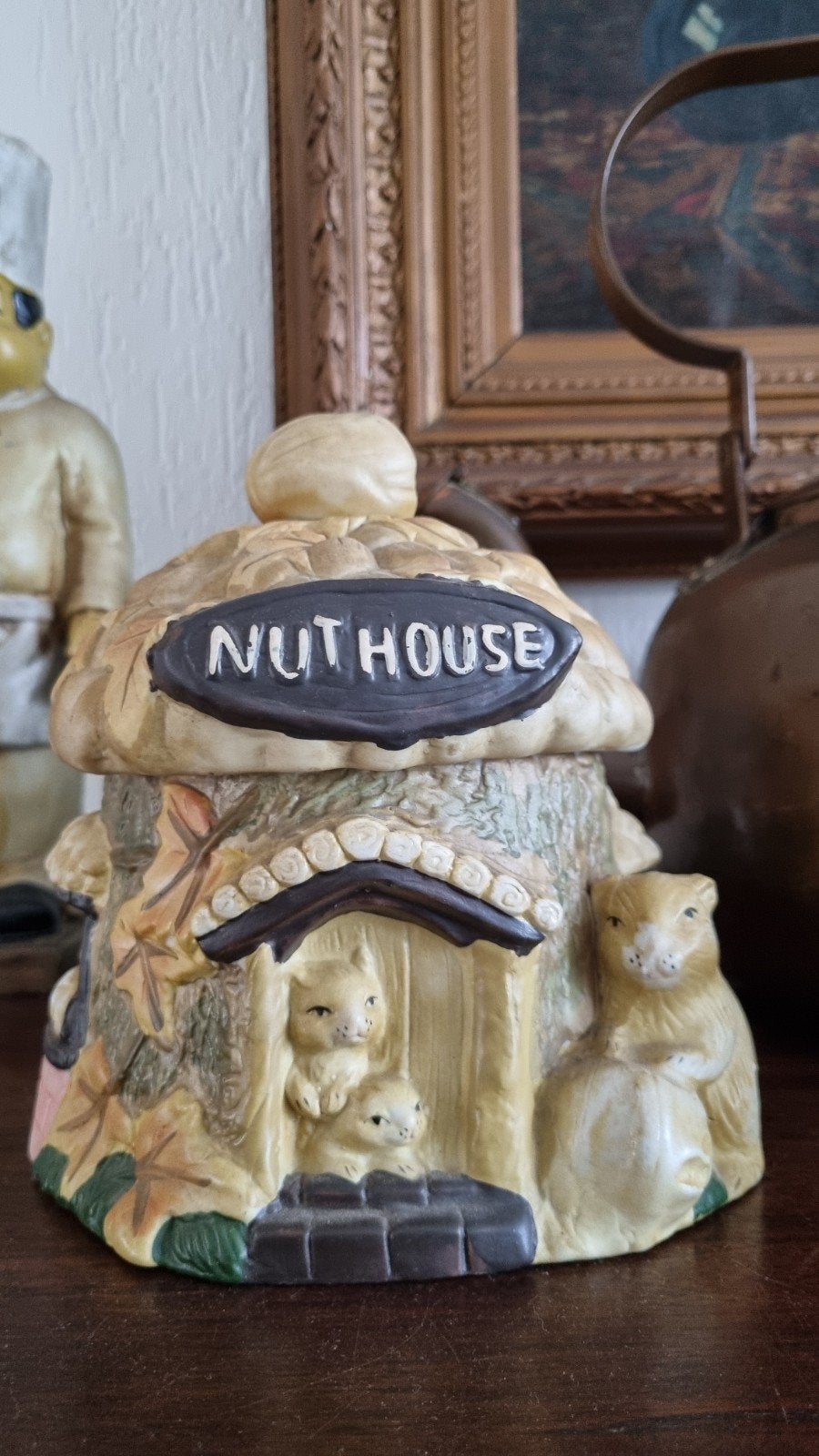 Walnoot "Nuthouse" voorraadpot. Eekhoornhuis van porselein, Ophalen of Verzenden