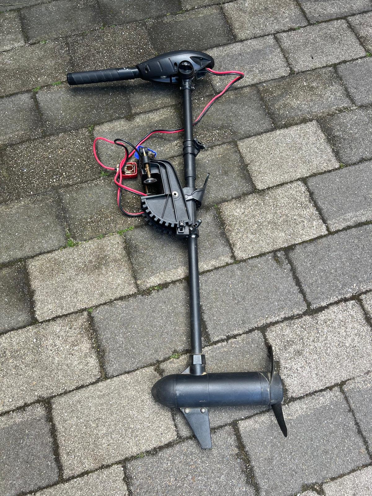 Elektische buitenboordmotor, Watersport en Boten, Ophalen, Gebruikt, Motor en Techniek, Zeilboot of Motorboot