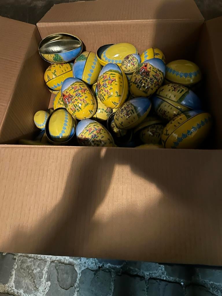 Metalen Paaseieren - Decoratieve Blikken Eieren, Ophalen of Verzenden, Nieuw