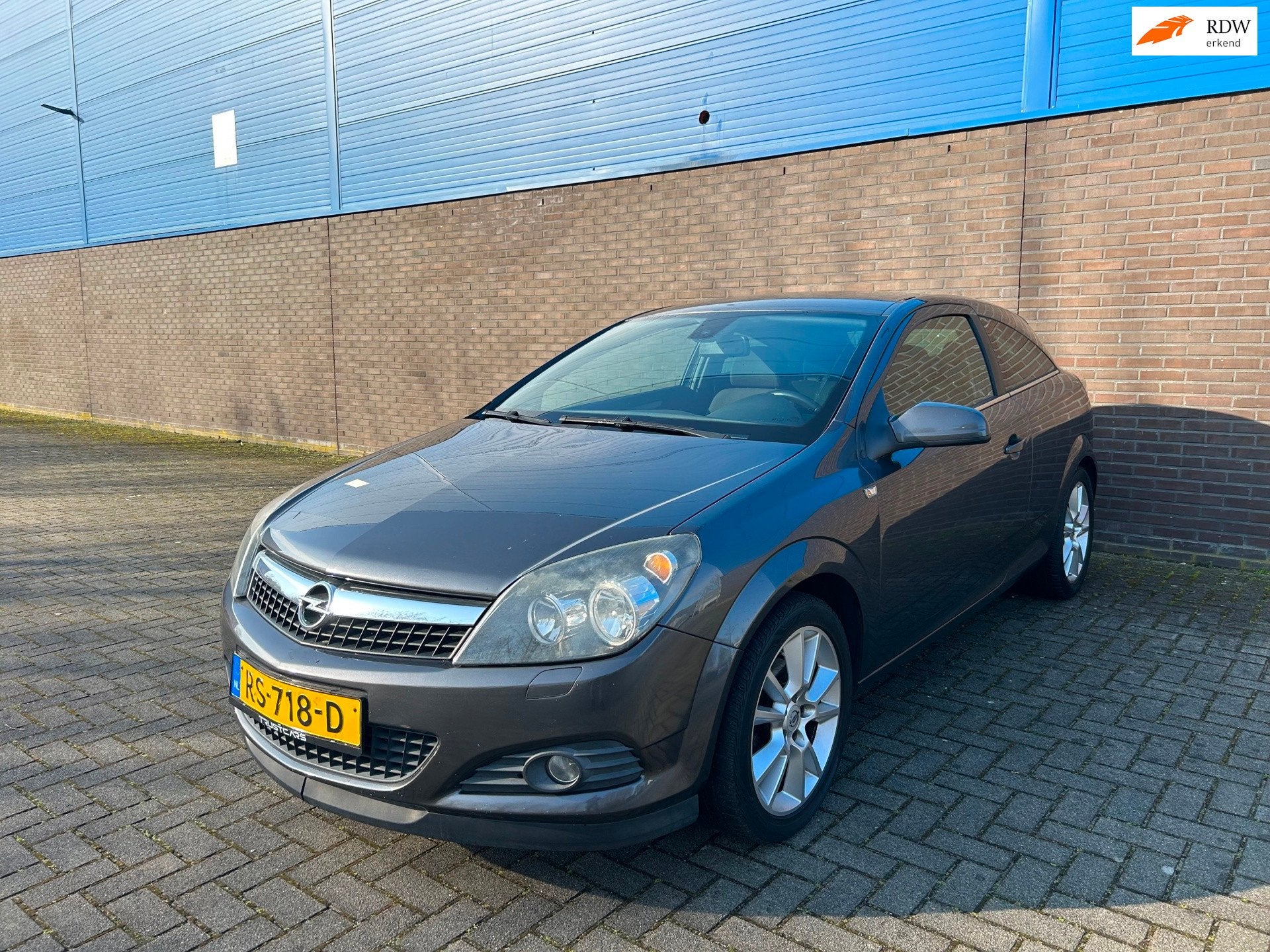 Opel Astra GTC 1.6 Executive | Automaat | Cruise | 17” LM, Auto's, Opel, Gebruikt, 4 cilinders, 635 kg, 116 pk