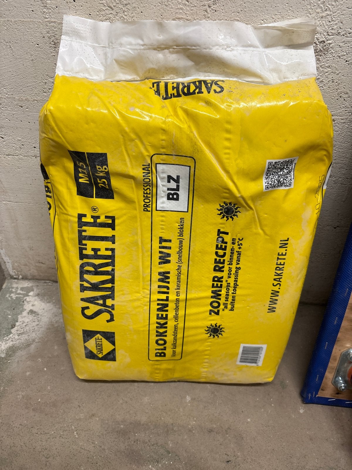 2 zakken Sakrete Blokkenlijm Wit (25 kg per zak), Ophalen of Verzenden, Nieuw