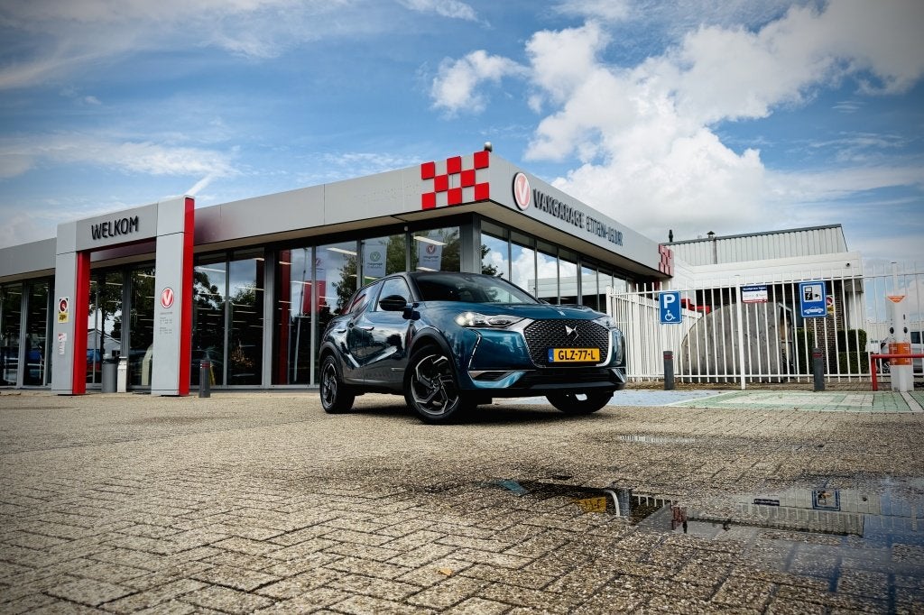 DS DS 3 Crossback 1.2 La Premiere | ADAPT. CRUISE | TREKHAAK, Auto's, Automaat, 12 maanden, Gebruikt, Euro 6