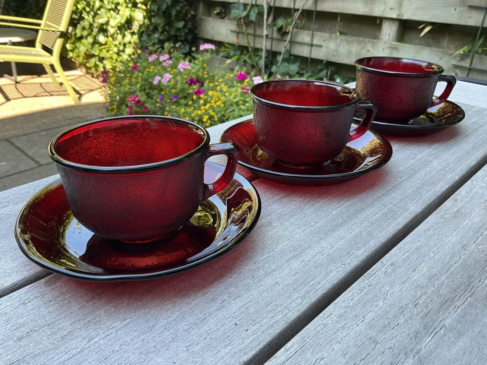Arcoroc Ruby Rode Glazen Kopjes en Schotels (3 sets), Ophalen of Verzenden