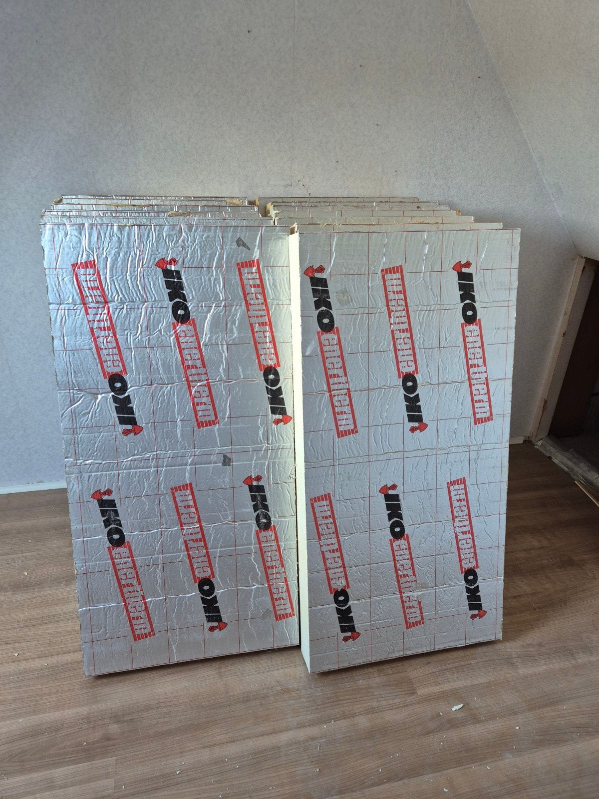 PIR isolatieplaten 60x120x10 cm met aluminium tape, Ophalen, 10 tot 15 m², Dakisolatie, Zo goed als nieuw
