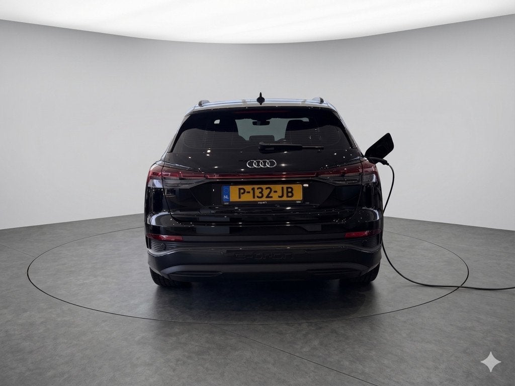 Audi Q4 e-tron 40 Launch edition Advanced 77 kWh 204pk |Memo, Automaat, 12 maanden, Gebruikt, Zwart