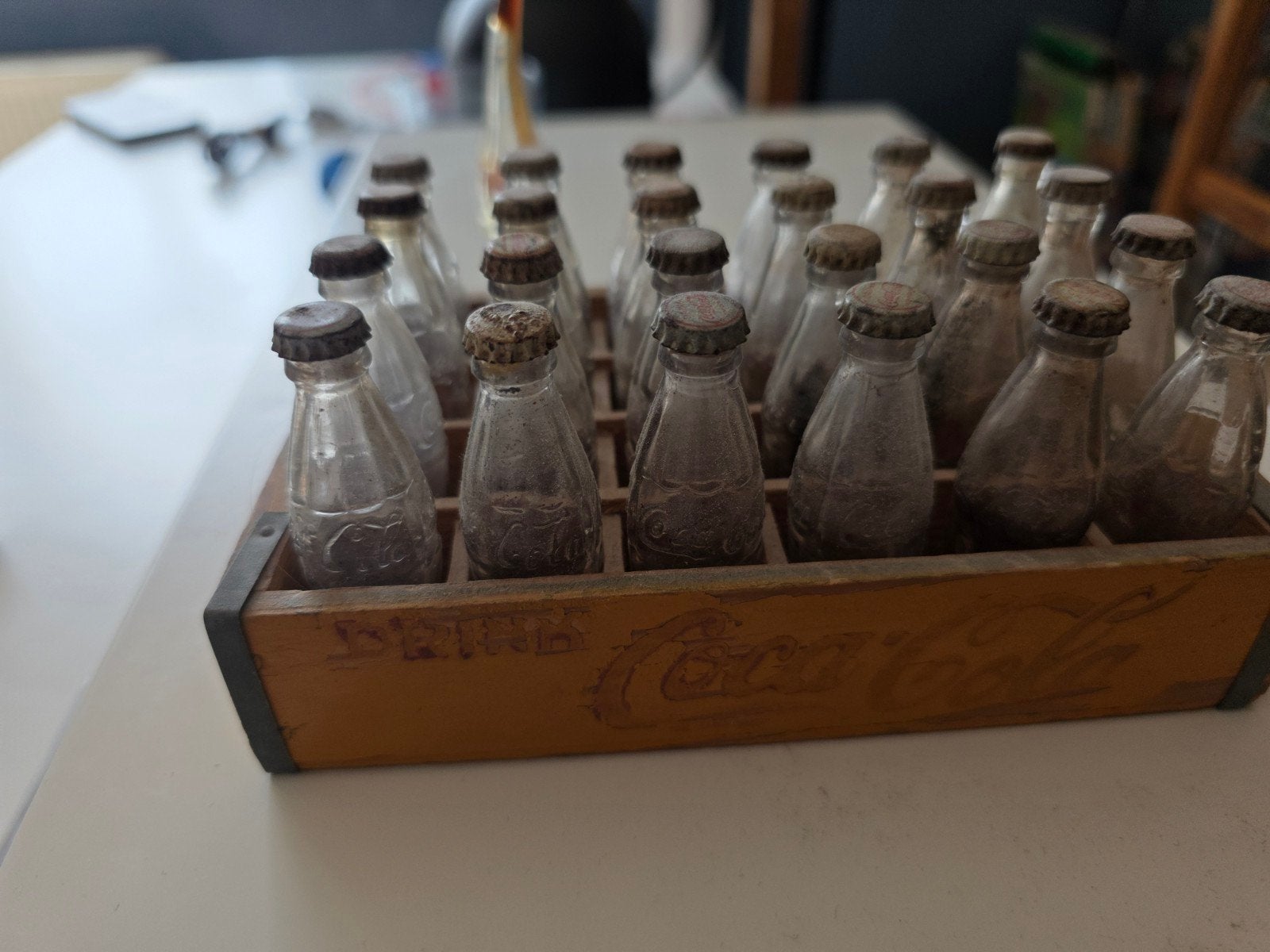 Zeldzaam Vintage Coca Cola Kratje met Flesjes Jaren '50, Verzamelen, Ophalen, Gebruikt