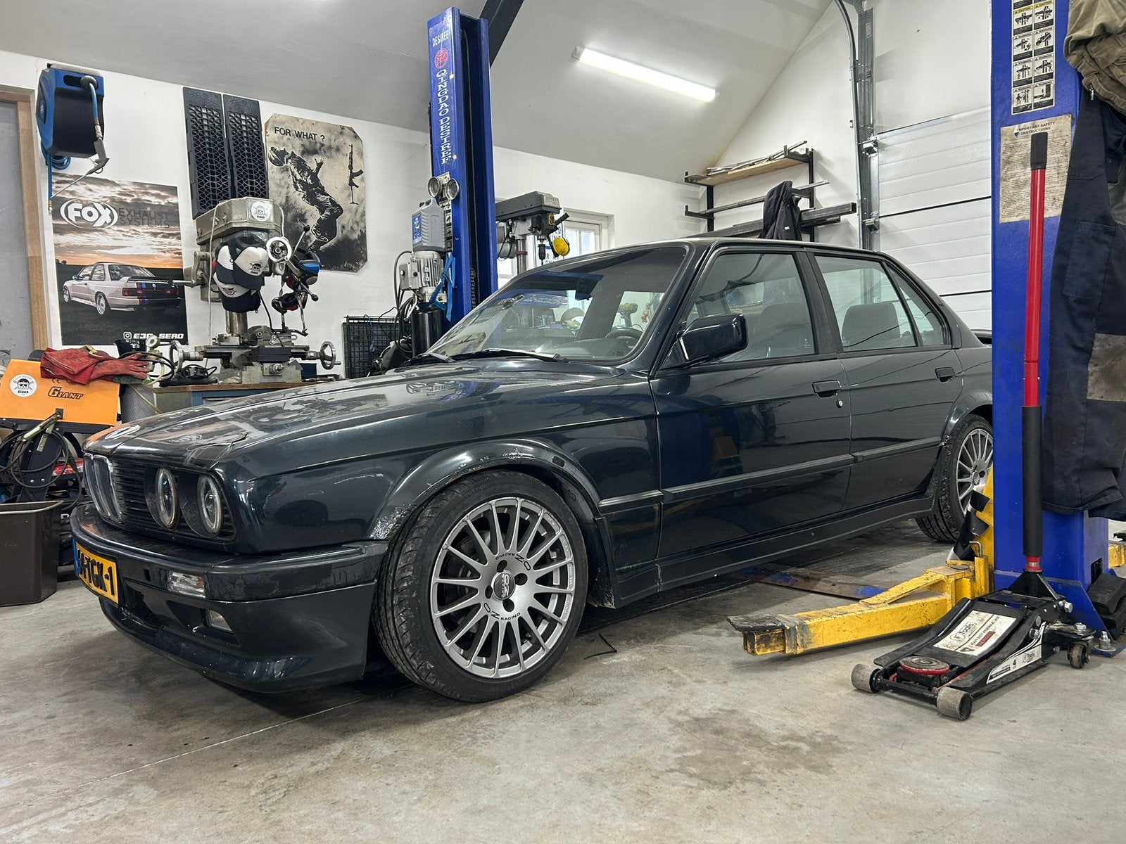 Voorbumper / onderbumper BMW E30, Ophalen of Verzenden, Gebruikt, BMW