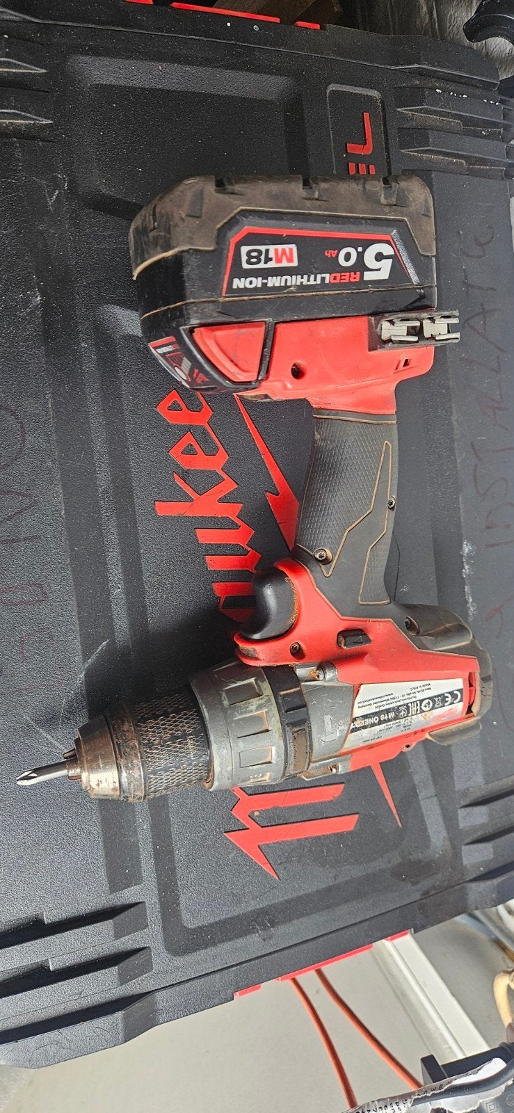 Milwaukee M18 FUEL Boor-/Schroefmachine met 5.0Ah accu, Variabele snelheid, Ophalen of Verzenden, Boor- en Schroefmachine, Gebruikt