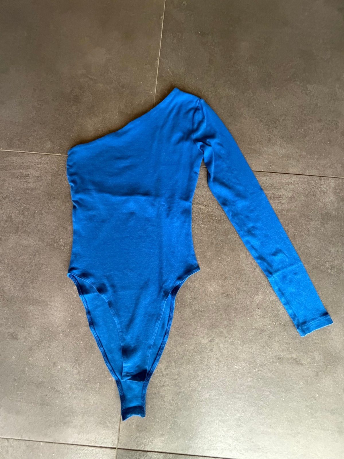 Zara Asymmetrische Bodysuit - Blauw - Maat L, Maat 38/40 (M), Blauw, Ophalen of Verzenden, Zo goed als nieuw