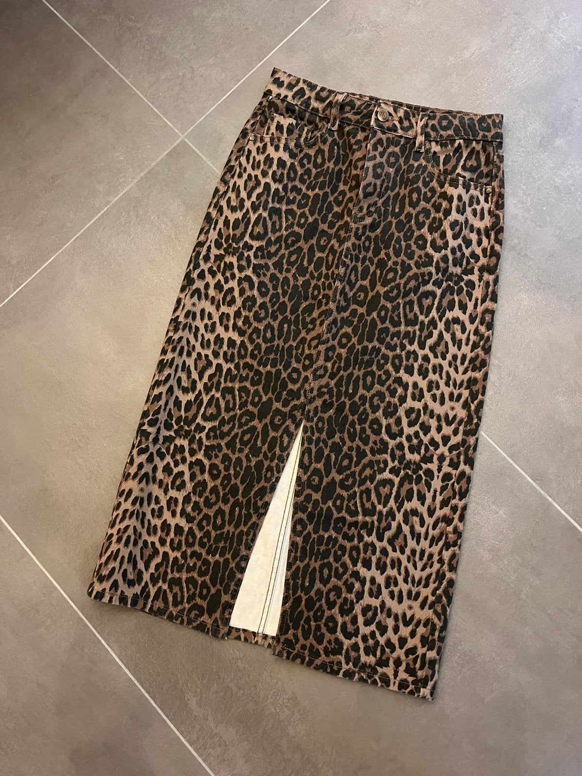 Panterprint rok spijkerstof Oraije maat s, Kleding | Dames, Rokken, Bruin, Nieuw, Ophalen of Verzenden, Maat 36 (S)