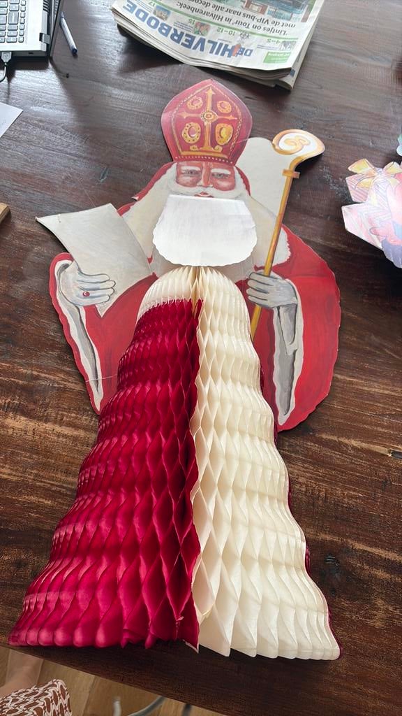 Sinterklaas in keurige  staat.80 cm hoog, Ophalen of Verzenden, Zo goed als nieuw