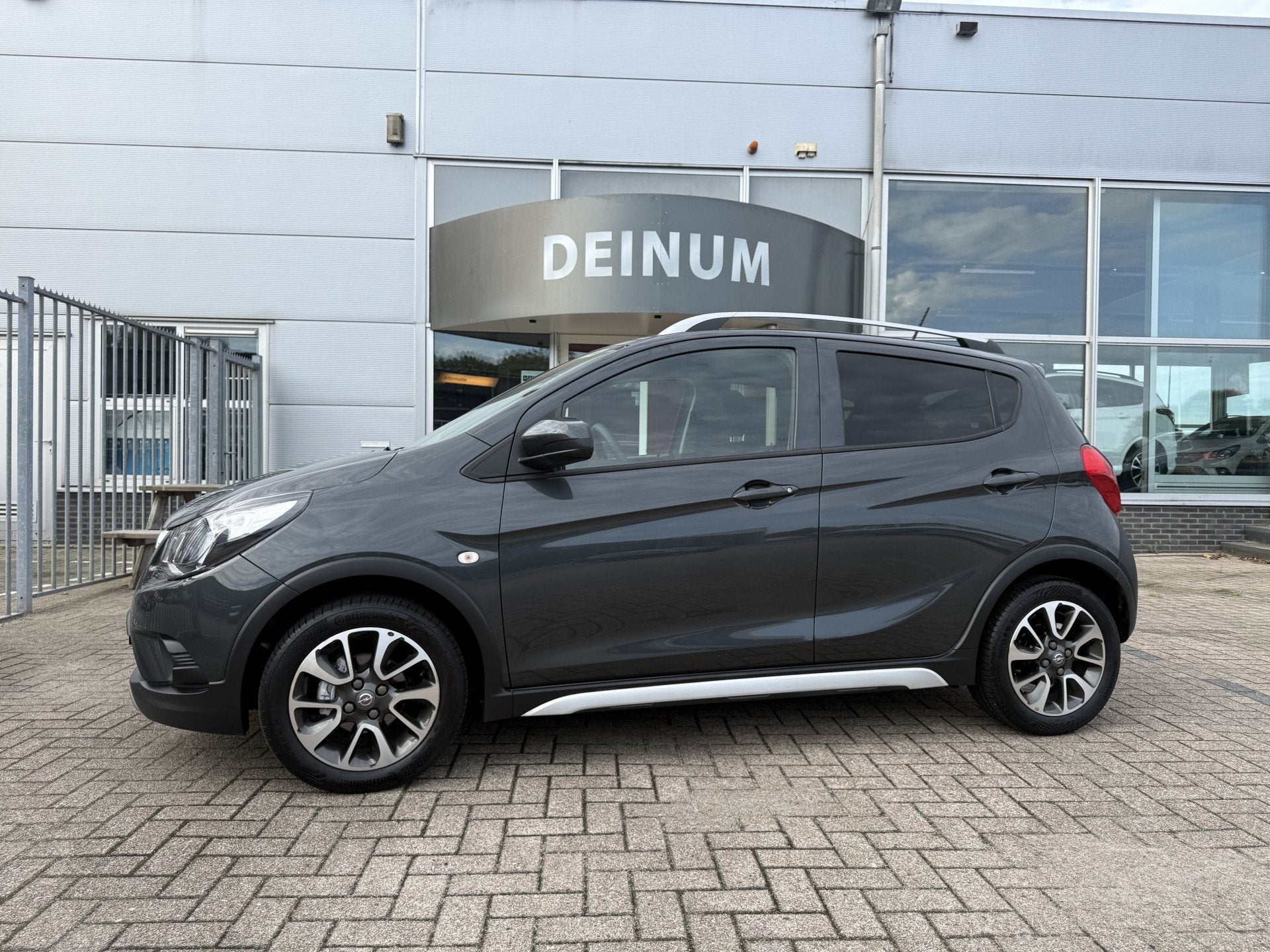 Opel KARL 1.0 Rocks Online Edition Carplay, LMV, Airco, Park, Stof, Gebruikt, Met garantie (alle), Origineel Nederlands