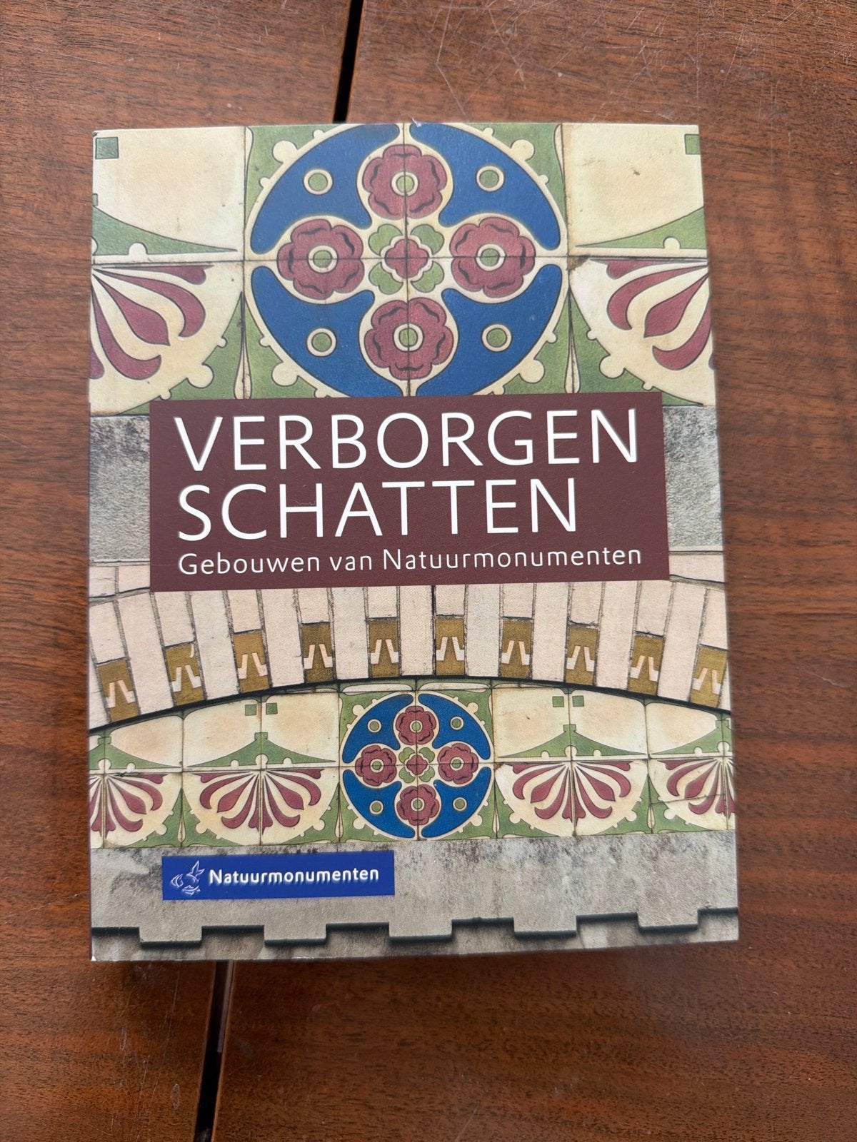 Verborgen Schatten: Gebouwen van Natuurmonumenten, Ophalen of Verzenden, 20e eeuw of later, Zo goed als nieuw