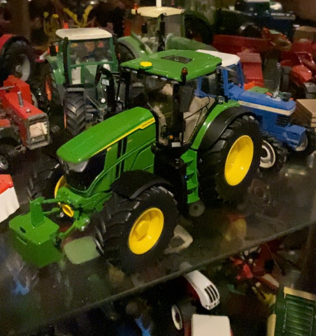 John deere 6r250, Hobby en Vrije tijd, Ophalen of Verzenden, Zo goed als nieuw, Tractor of Landbouw, Overige merken