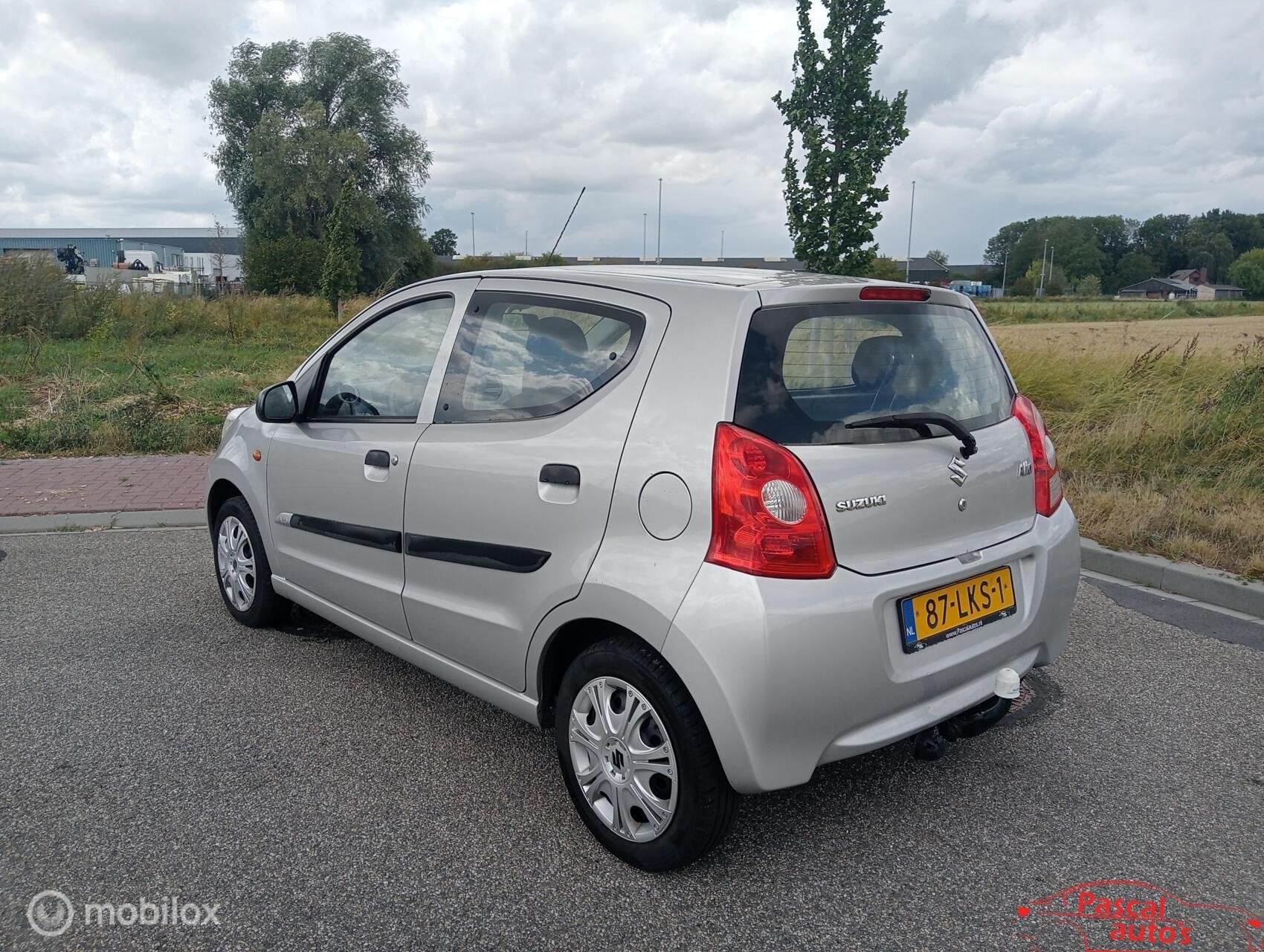 Suzuki Alto 1.0 Comfort airco trekhaak nap apk, Auto's, Voorwielaandrijving, Euro 5, Stof, Gebruikt