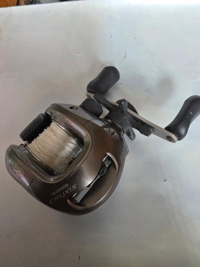 Shimano cruxis 201, Watersport en Boten, Hengelsport | Roofvissen, Ophalen of Verzenden, Gebruikt, Molen