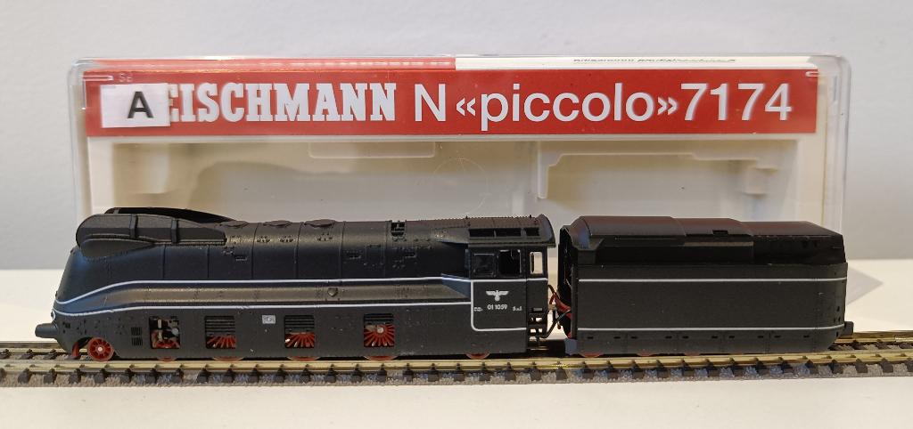 Fleischmann 7174 BR01 (NEM-stekker), Hobby en Vrije tijd, Modeltreinen | N-Spoor, Fleischmann, Ophalen of Verzenden, Zo goed als nieuw