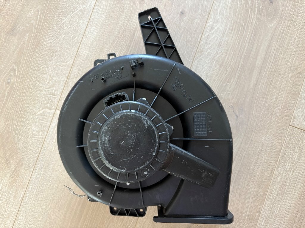 Behr kachelventilatiemotor (aanjager), Ophalen, Nieuw, Seat