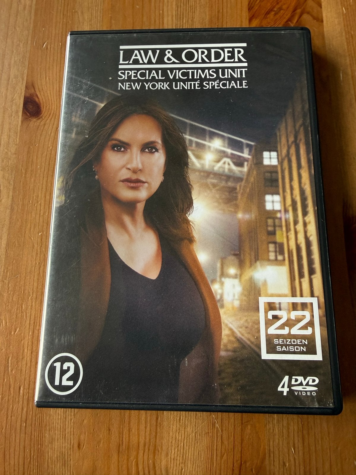 Dvd Law & Order: Special Victims Unit - Seizoen 22 NLO, Nederlands, Vanaf 12 jaar, Gebruikt, Engels