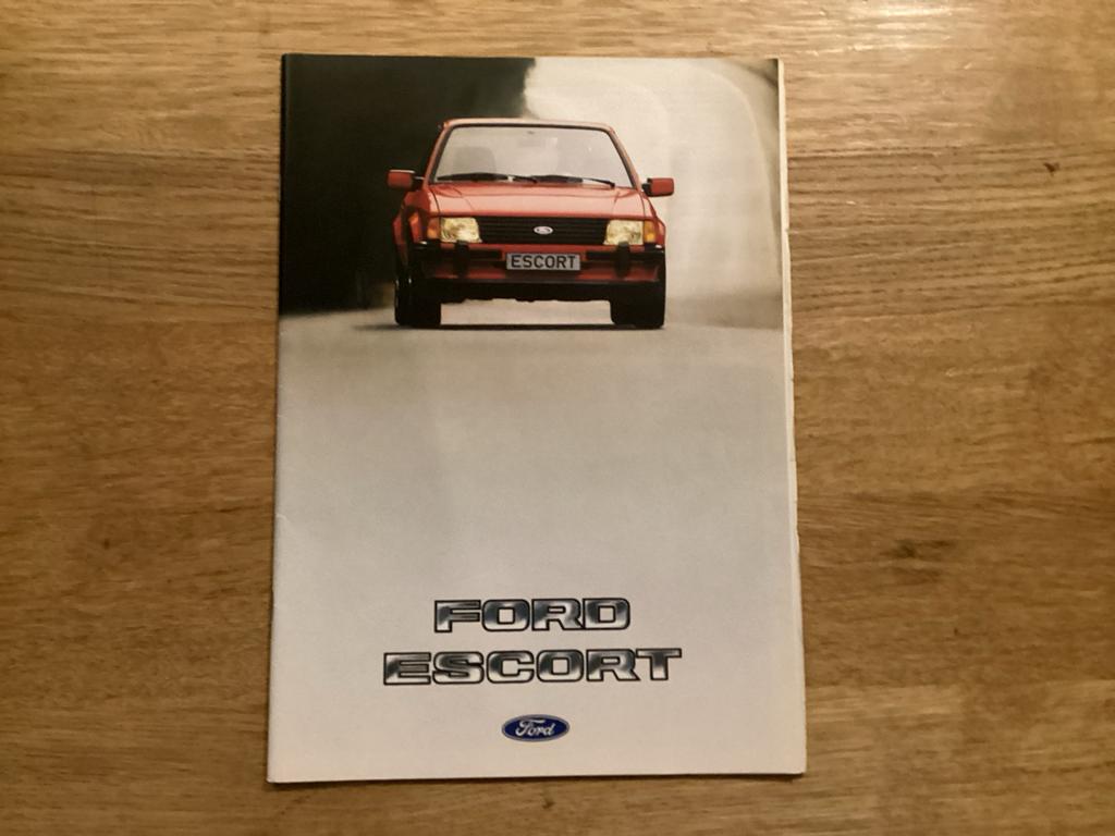 Ford Escort Brochure - Aerodynamisch Ontwerp (1982), Boeken, Ophalen of Verzenden, Gelezen, Ford