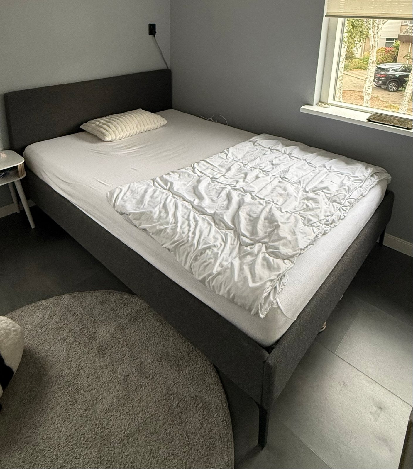 Gestoffeerd bedframe 140x200 - Grijs, Ophalen, Gebruikt, Tweepersoons, 140 cm