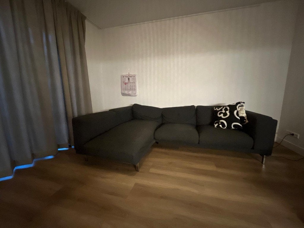 Comfortabele hoekbank - donkergrijs, 250 tot 300 cm, Gebruikt, Ophalen of Verzenden, Metaal