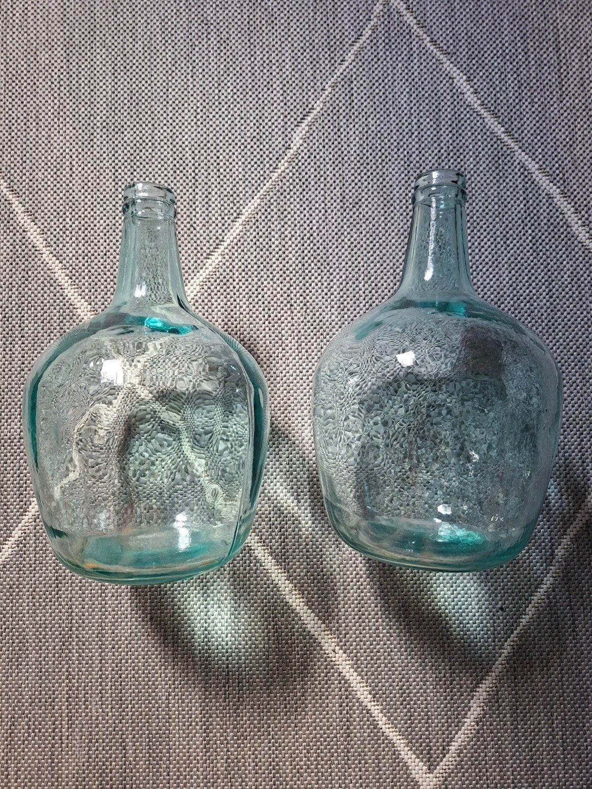 Set van  2 grote bolglazen (flessen/vazen)., Ophalen