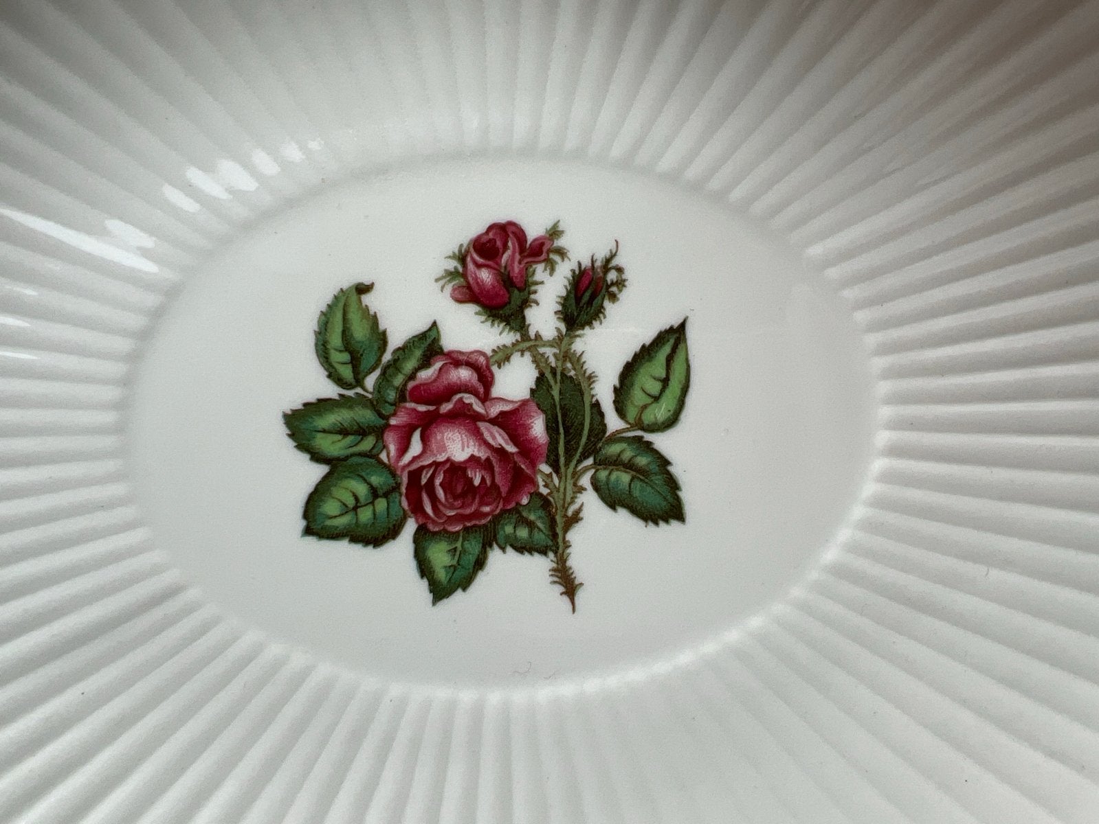 Wedgwood Etruria Barlaston Moss Rose Ovale Schaal, Ophalen of Verzenden