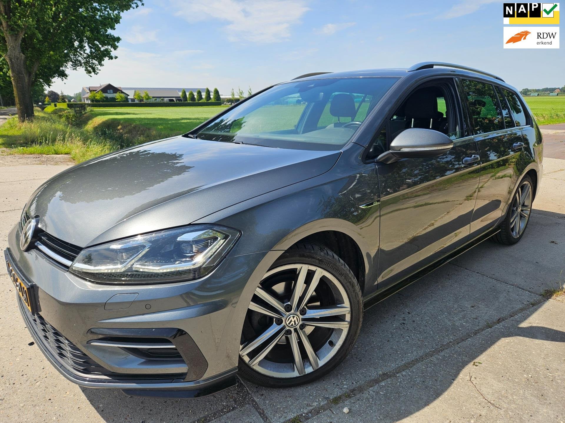 Volkswagen Golf Variant 2.0 TDI Highline Business R-LINE/ AU, Auto's, Gebruikt, Euro 6, 4 cilinders, 150 pk