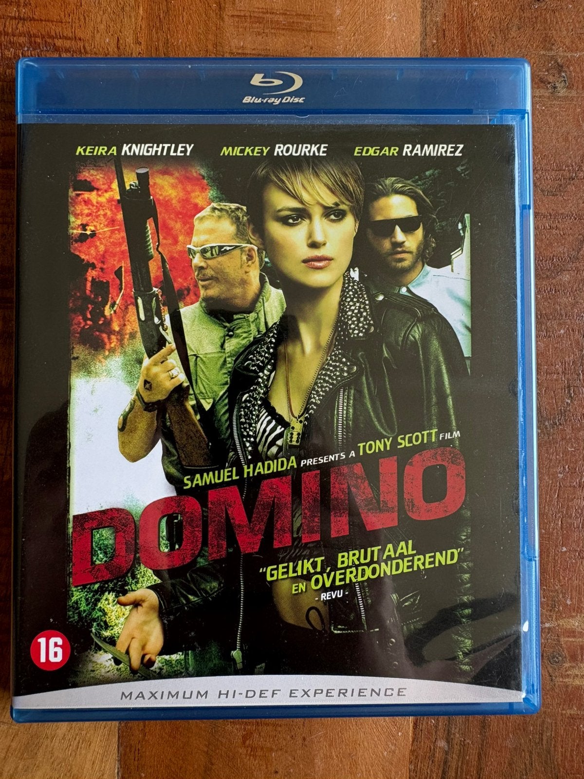 Domino, Ophalen of Verzenden, Zo goed als nieuw, Horror