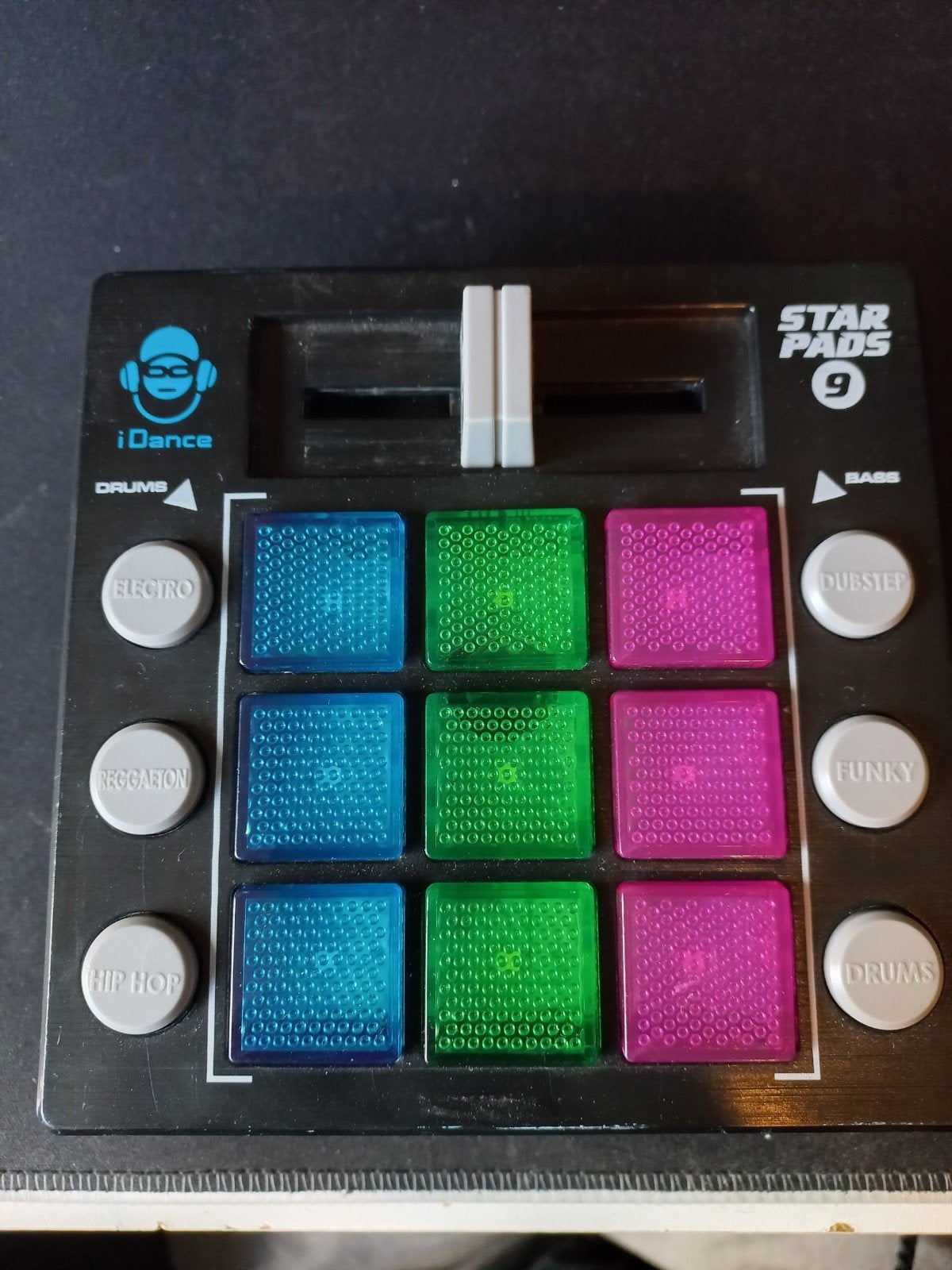 Idance dj beat mixer, Muziek en Instrumenten, Midi-apparatuur, Ophalen, Zo goed als nieuw