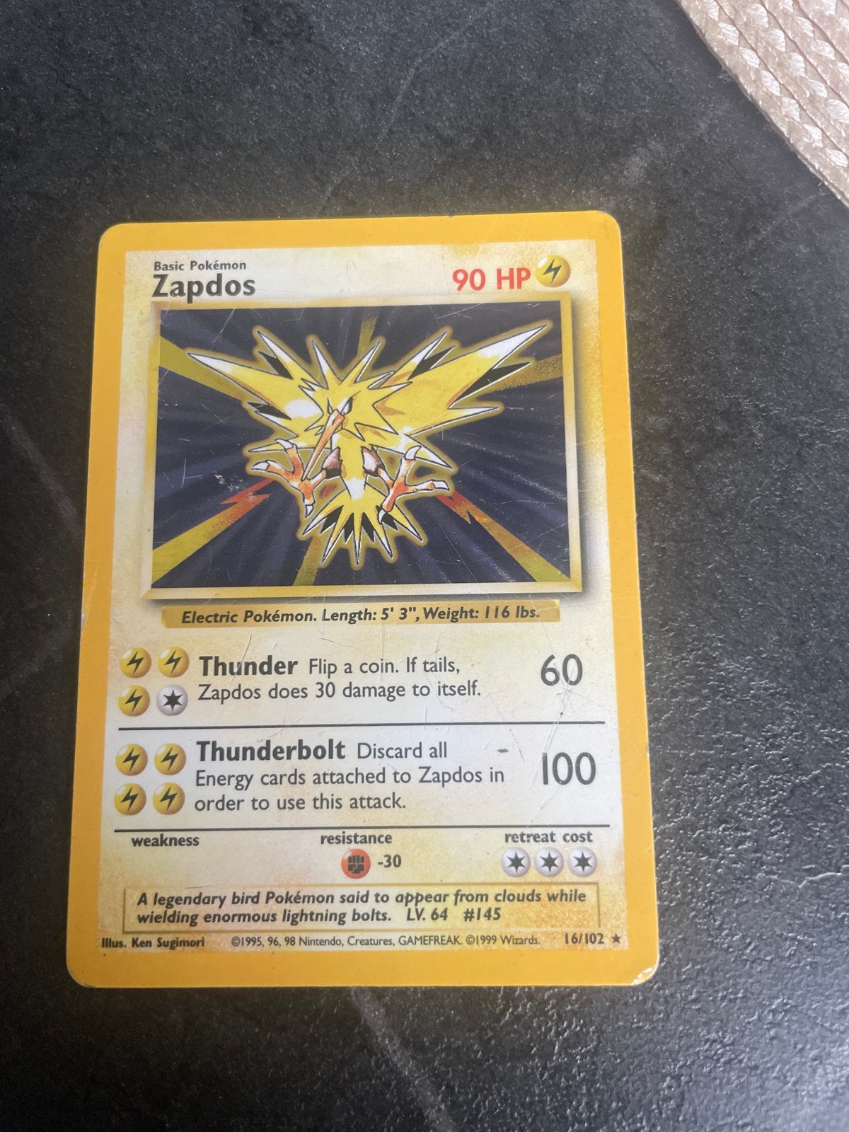 Pokémon Kaart Zapdos 16/102 Base Set Holo, Ophalen, Gebruikt, Losse kaart