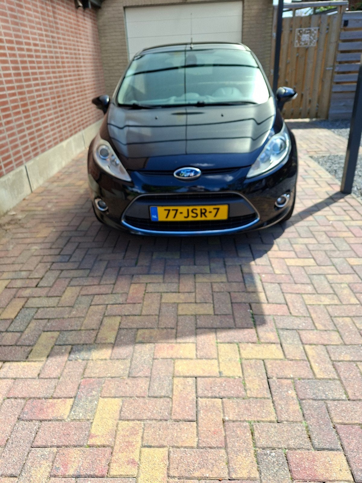 Ford Fiësta 1.6 Ti-vct 88KW 5DR 2009 Zwart, Voorwielaandrijving, 1596 cc, 40 €/maand, Zwart