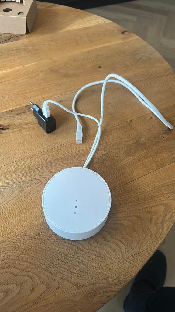 Ikea tradfi hub, Ophalen of Verzenden, Zo goed als nieuw