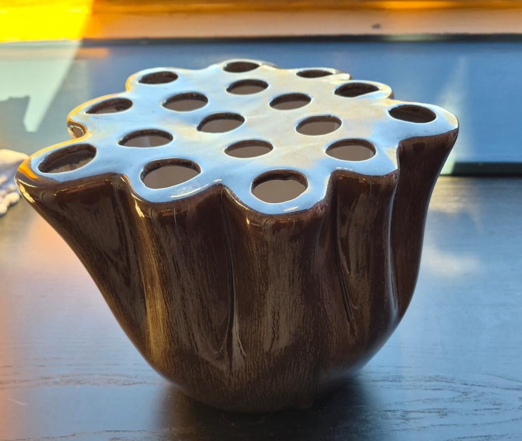 In steek vaas aubergine/bruin, Huis en Inrichting, Woonaccessoires | Vazen, Ophalen, Overige kleuren, Aardewerk of Porselein, Nieuw