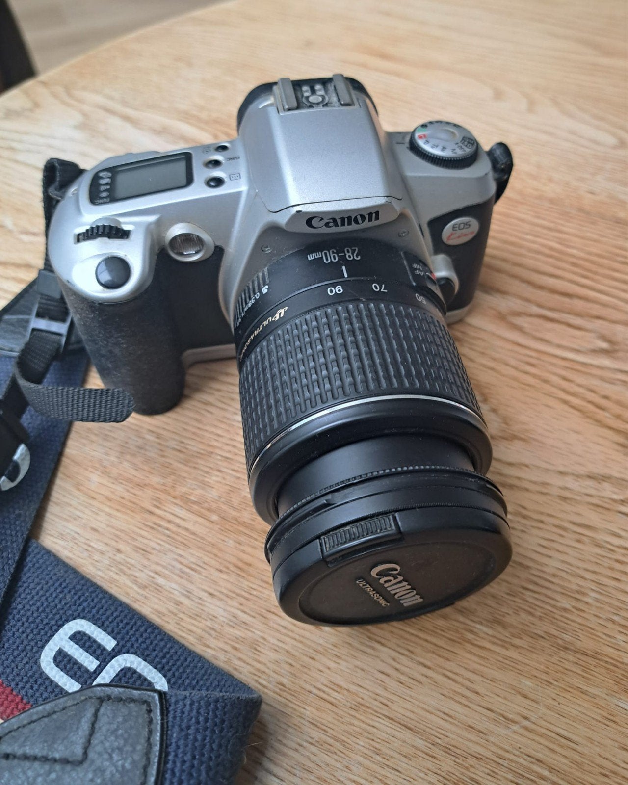 foto koffer met camera en lenzen filters, Ophalen of Verzenden, Gebruikt, Spiegelreflex, Canon