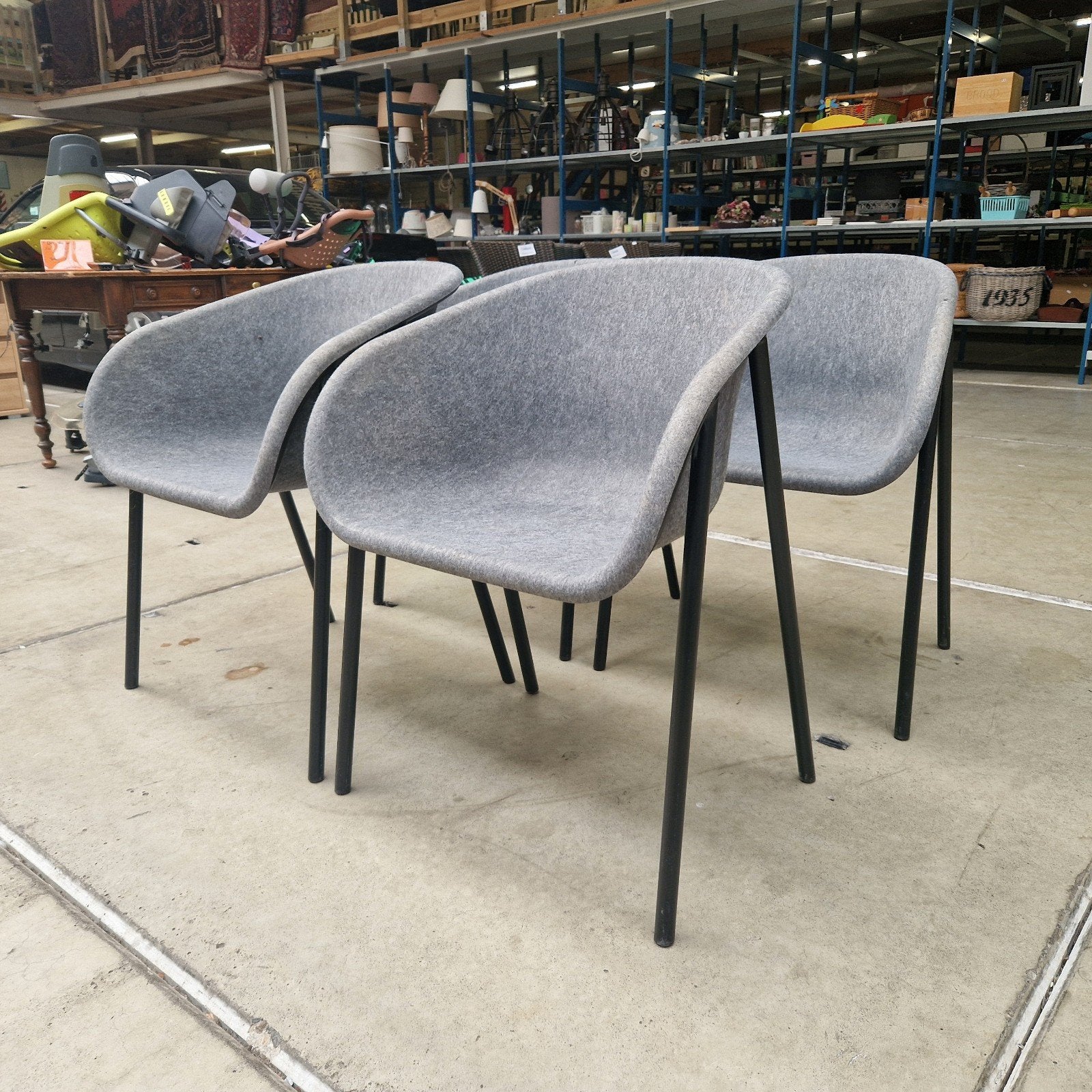 De Vorm LJ1 kuipstoelen grijs PET-vilt - set van 4, Ophalen, Modern design, Gebruikt, Onbekend