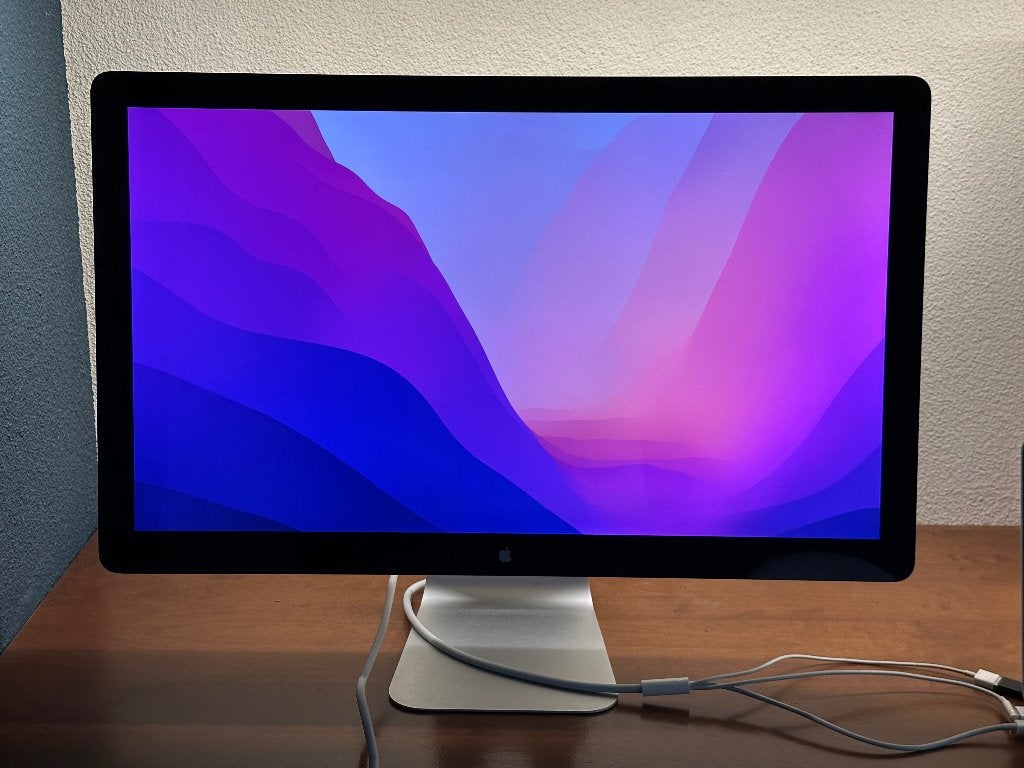 Apple LED Cinema Display 27 inch, Ophalen, Ingebouwde speakers, Zo goed als nieuw, Apple