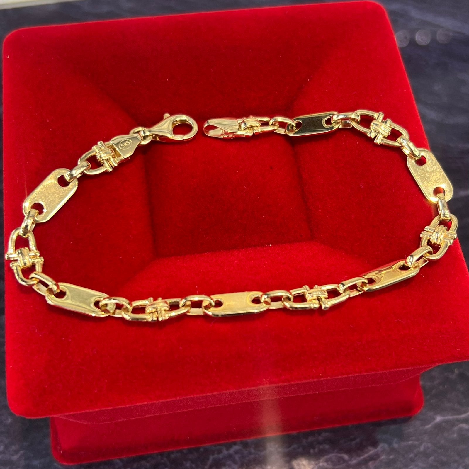 14k gouden armband massief flat magnum schakel, Ophalen of Verzenden, Zo goed als nieuw, Goud