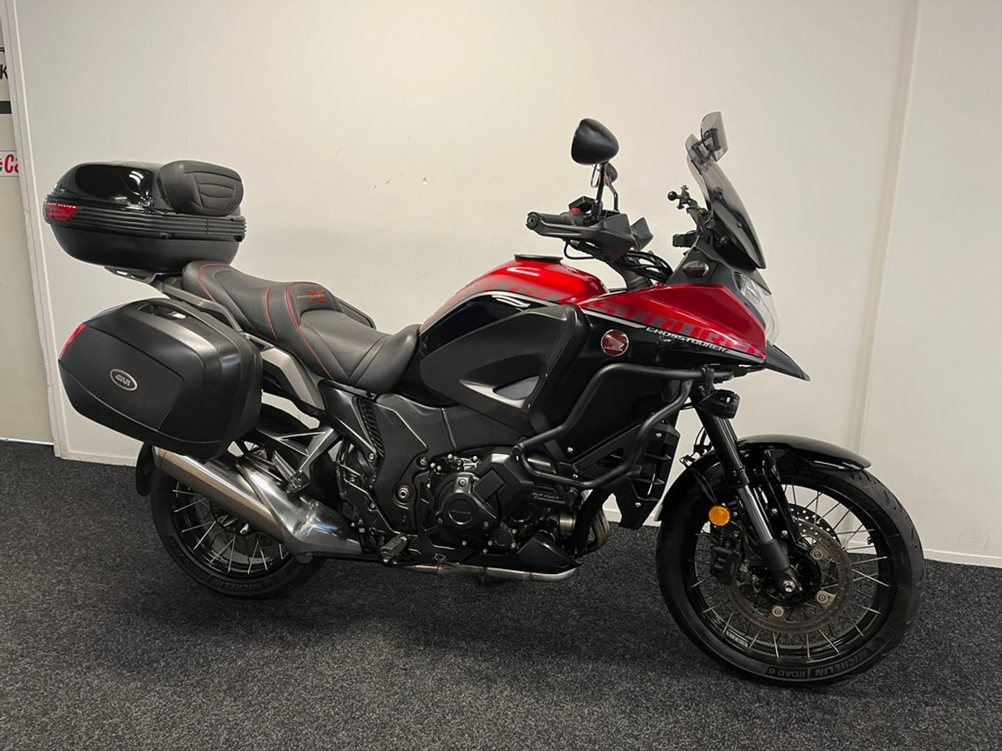 Honda VFR 1200 X DCT CROSSTOURER (bj 2018), Motoren, 2 cilinders, HONDA, Bedrijf, Onbekend