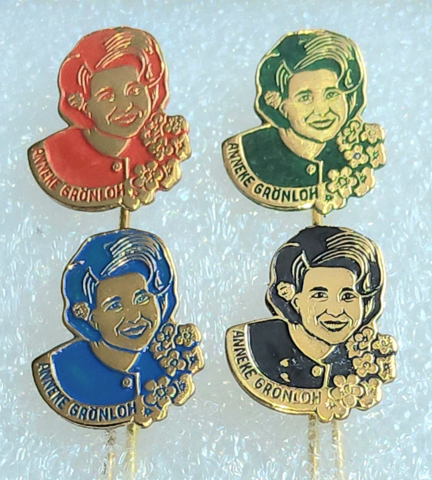 4 Speldjes Anneke Grönloh - Vintage Collectie, Ophalen of Verzenden, Gebruikt, Overige onderwerpen, Speldje of Pin