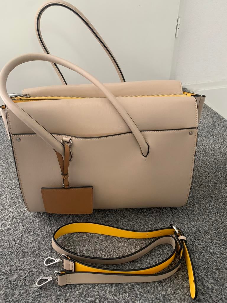 Zara damestas, Sieraden, Tassen en Uiterlijk, Tassen | Damestassen, Ophalen of Verzenden, Zo goed als nieuw, Beige, Handtas