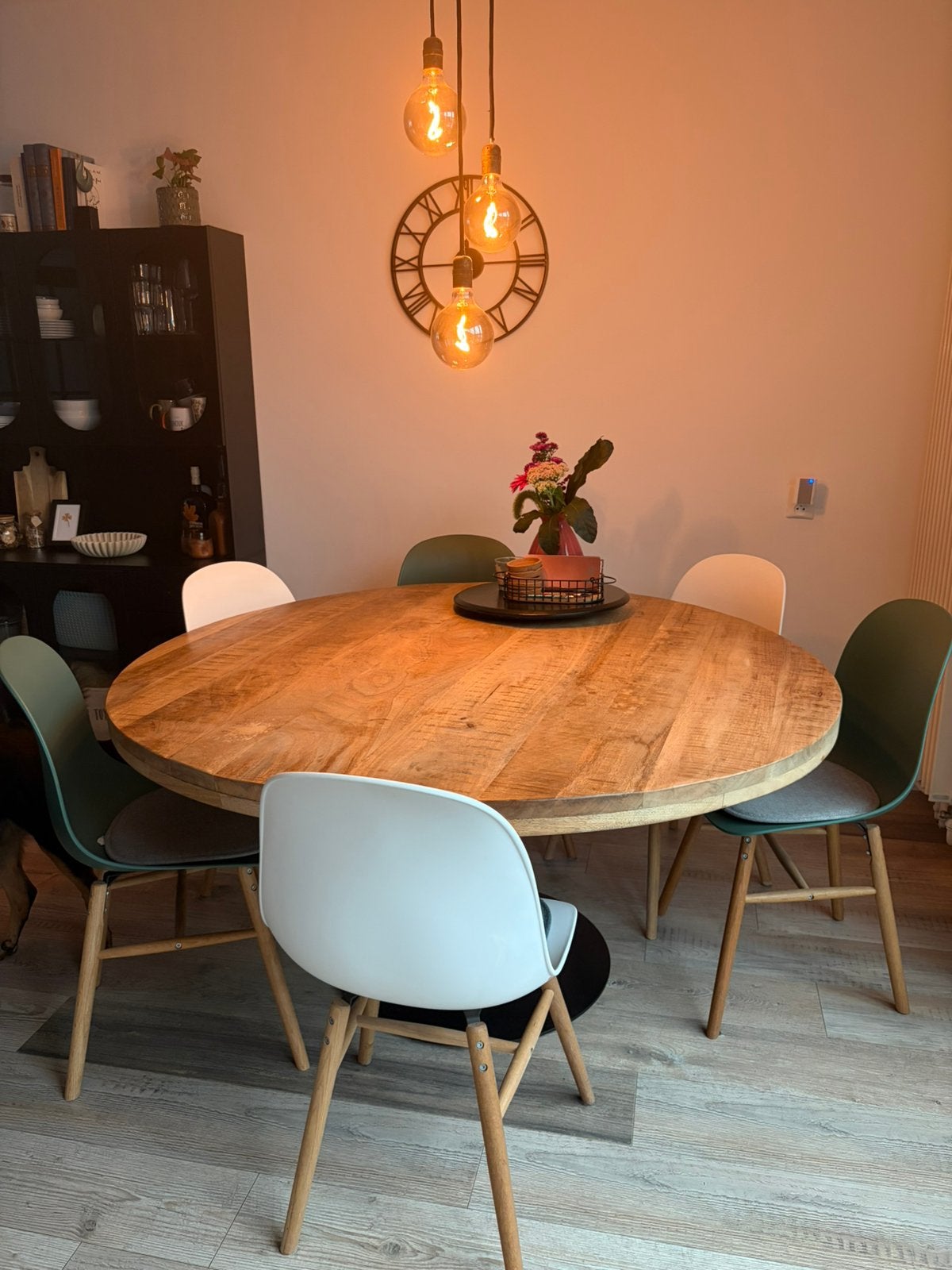 Ronde eettafel massief mangohout – 150 cm, Huis en Inrichting, Tafels | Eettafels, Ophalen, Gebruikt, 100 tot 150 cm, 150 tot 200 cm