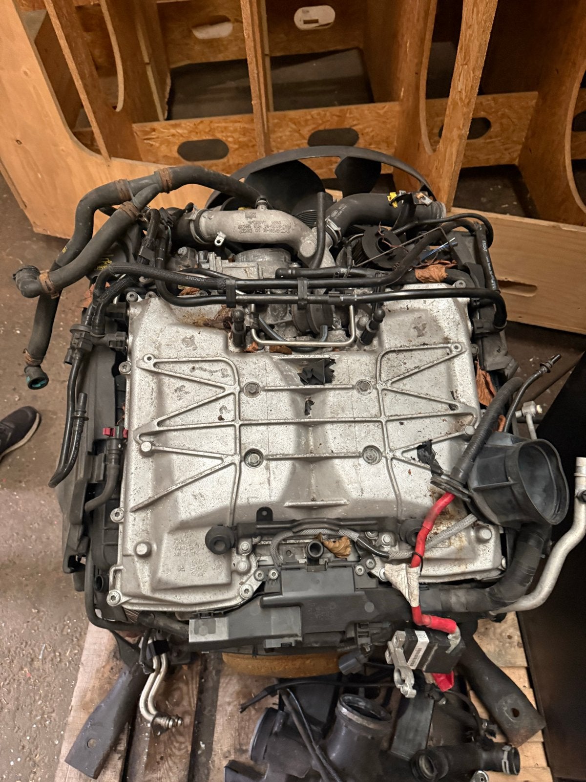 Motorblock  Range Rover L322 5.0 Supercharged voor revisie, Ophalen, Gebruikt, Land Rover