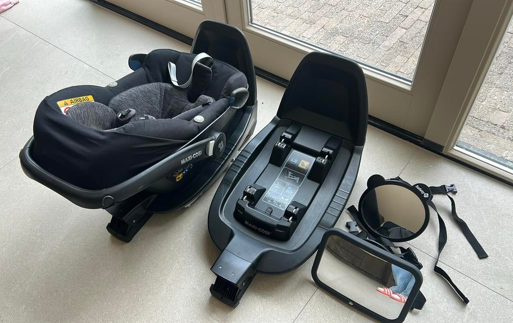 Maxi Cosi Pebble Pro I-size + 2x isofix base + 2x spiegel, Ophalen, Autogordel, Zijbescherming, Zo goed als nieuw