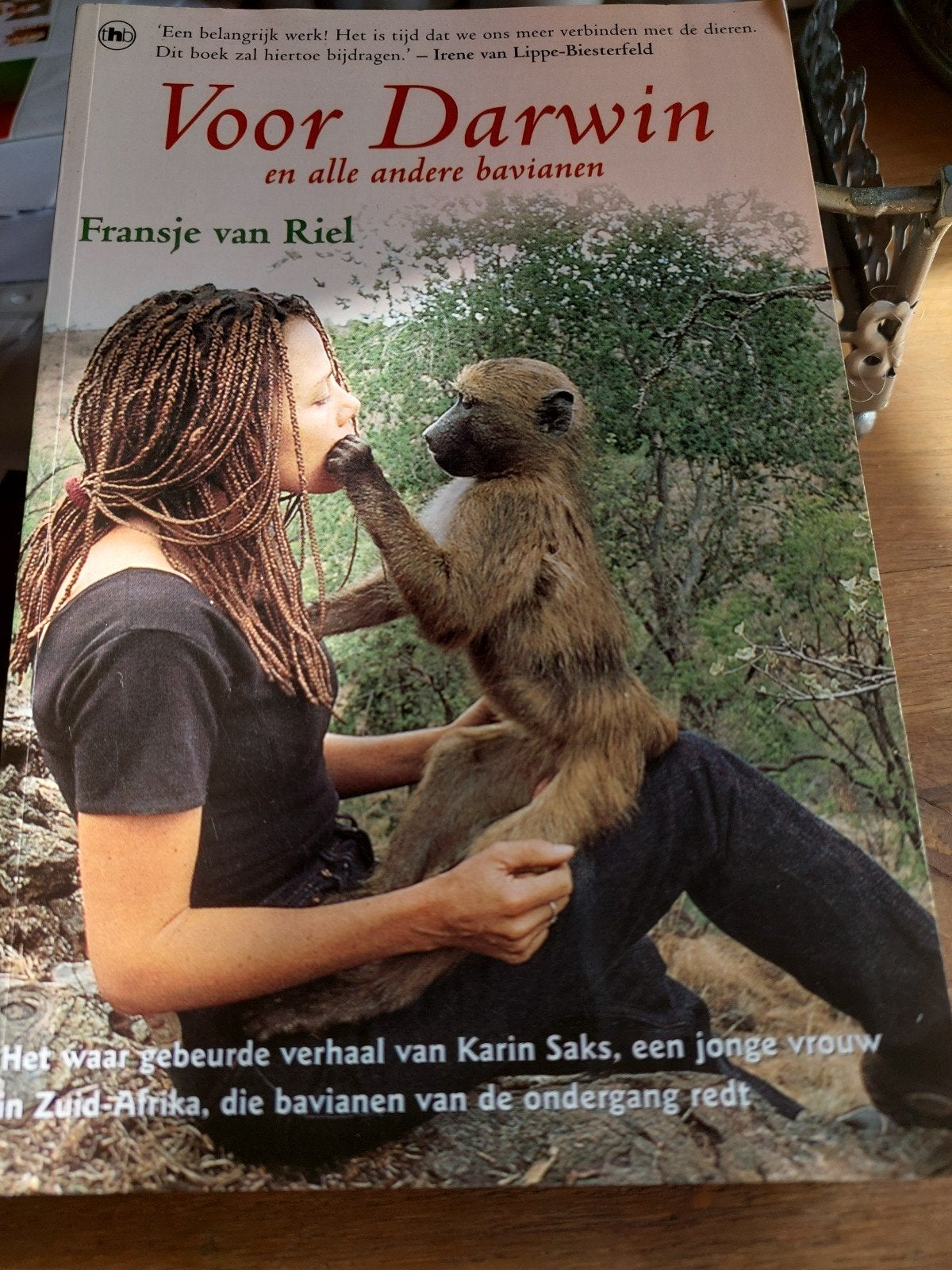Voor Darwin en alle andere bavianen - Fransje van Riel, Ophalen of Verzenden, Zo goed als nieuw, Overige onderwerpen, Fransje van Riel